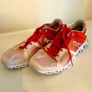 On Running - Cloudflow Women’s Shoes. Red and white 8.5